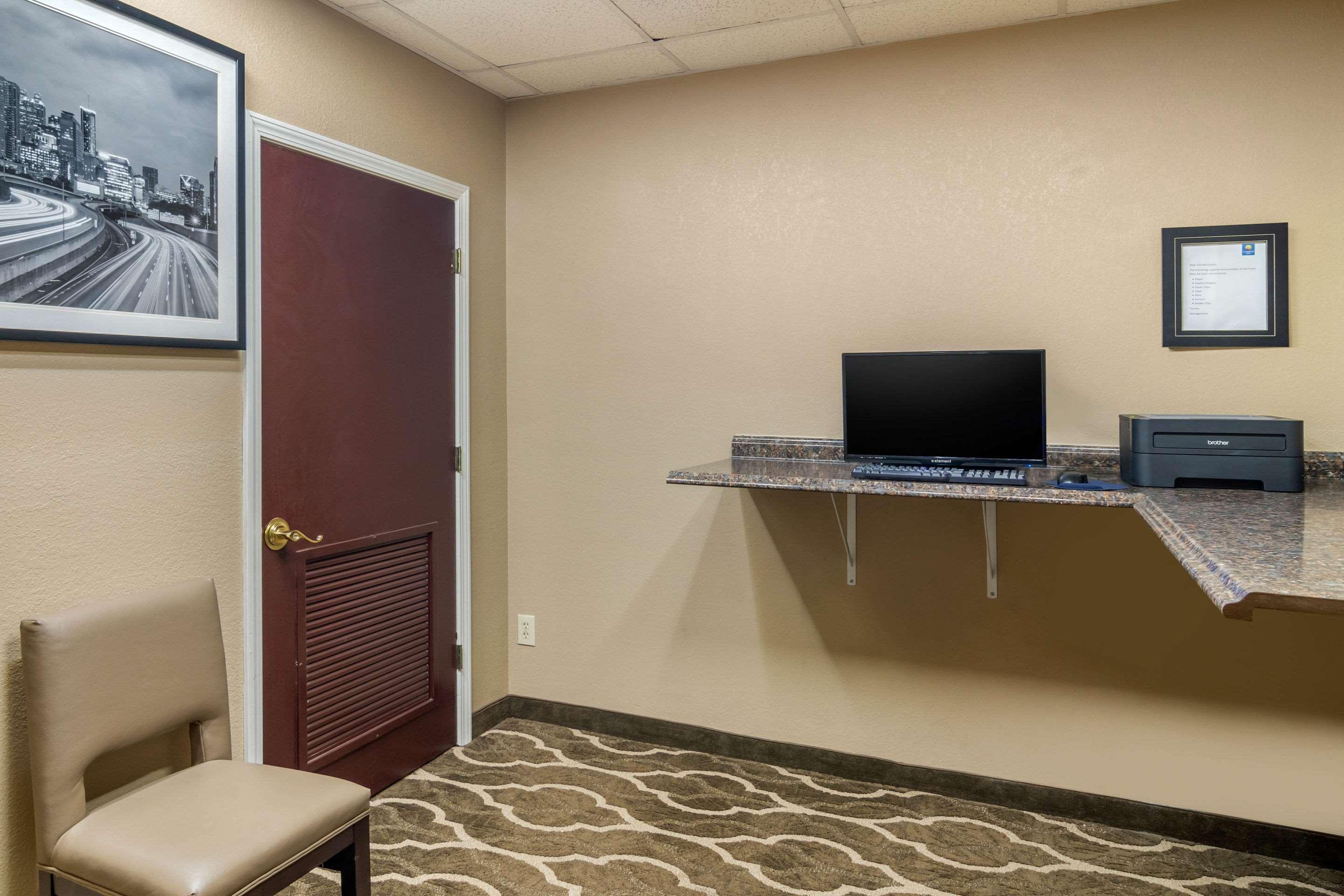 Comfort Inn & Suites Atlanta-Smyrna Экстерьер фото