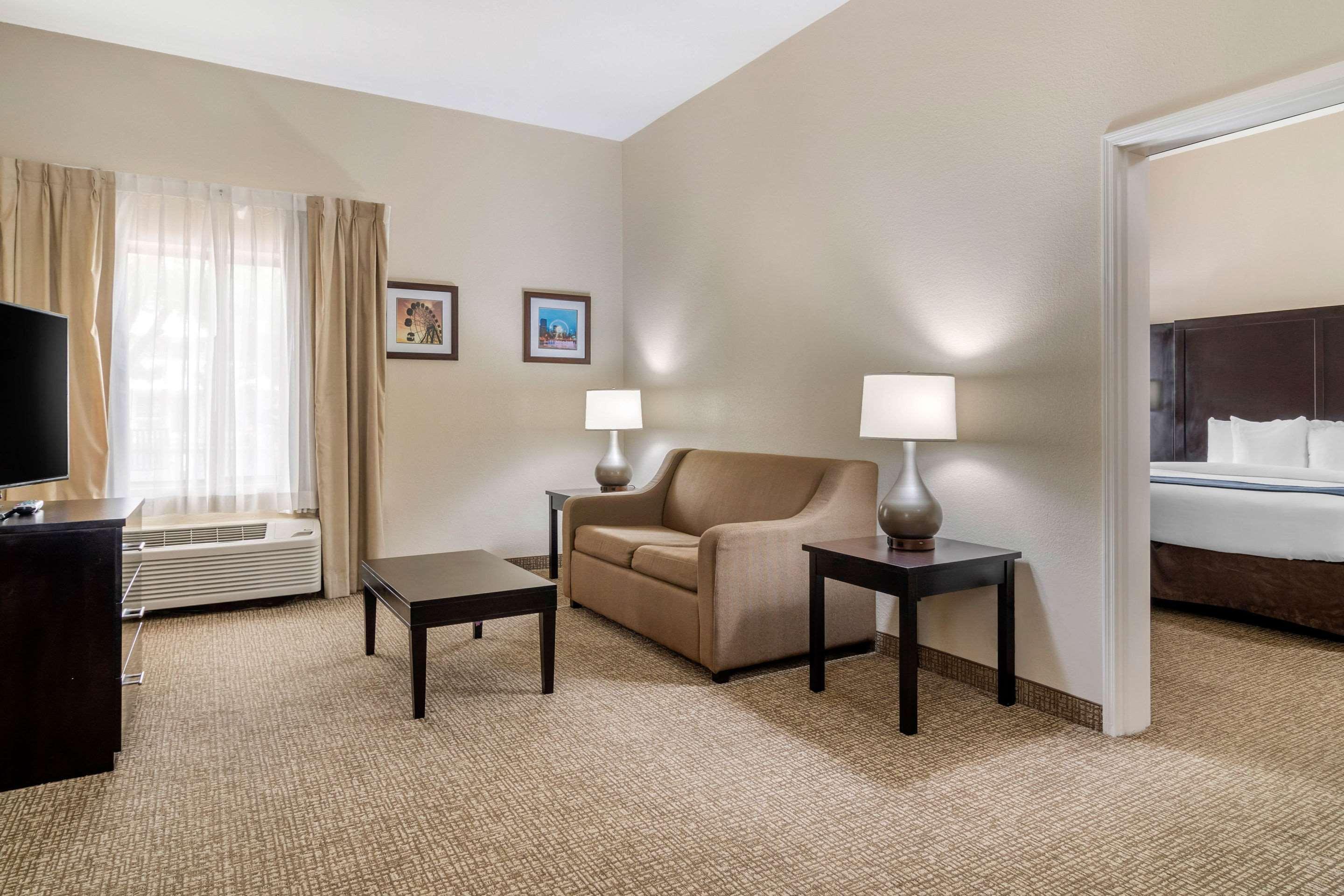 Comfort Inn & Suites Atlanta-Smyrna Экстерьер фото