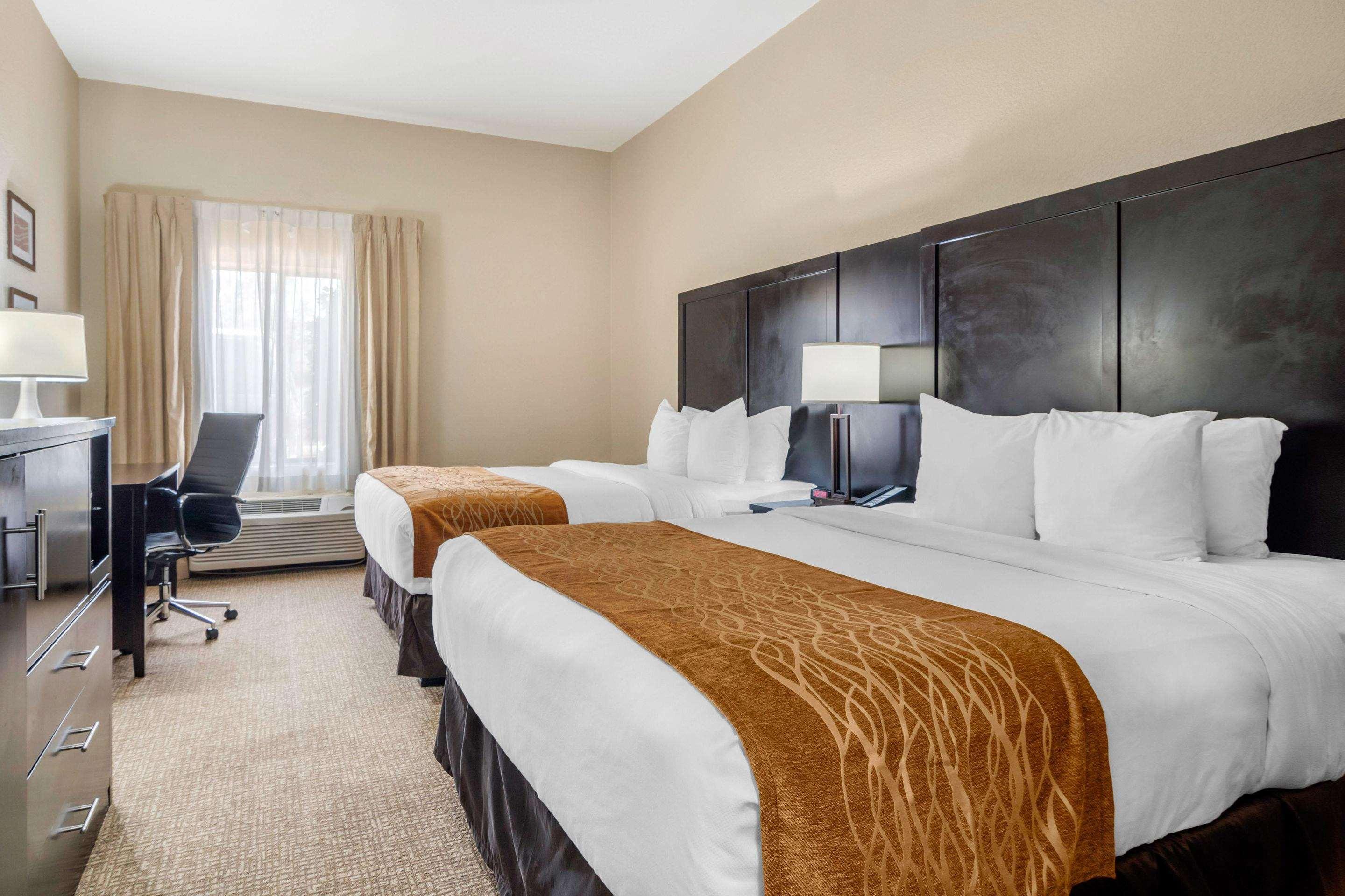 Comfort Inn & Suites Atlanta-Smyrna Экстерьер фото
