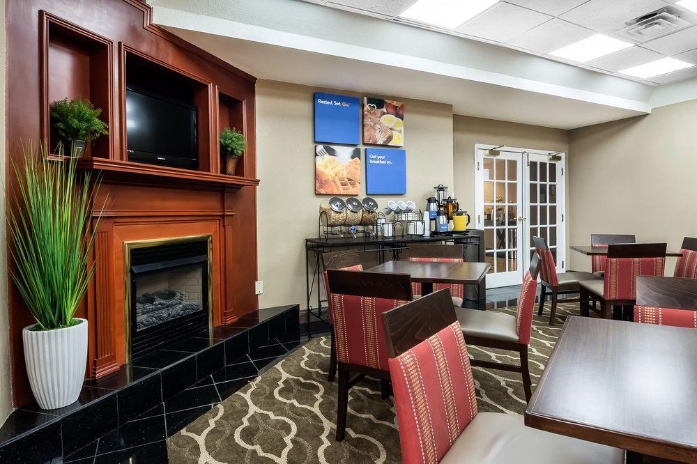 Comfort Inn & Suites Atlanta-Smyrna Экстерьер фото