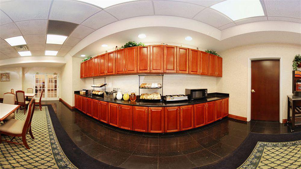 Comfort Inn & Suites Atlanta-Smyrna Экстерьер фото